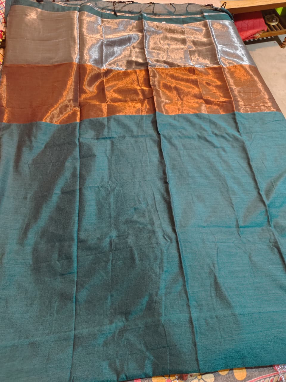 Soft Cotton Jori Pallu with soft deep teal green body with contrast to copper and silver pallu